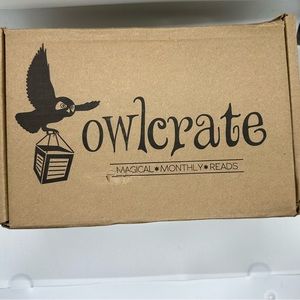 Owlcrate October 2018: Lost in the Bookstore - An Enchanting Adventure